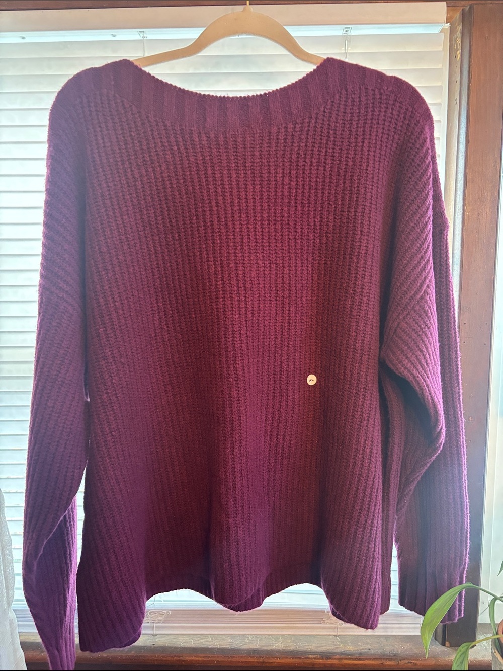 Cozy Women's fucschia Knit Sweater
